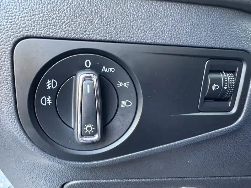 Tiguan L 2019 330TSI Automatic 2WD Smart Luxury Edition (China VI Emission Standard) — миниатюра 17