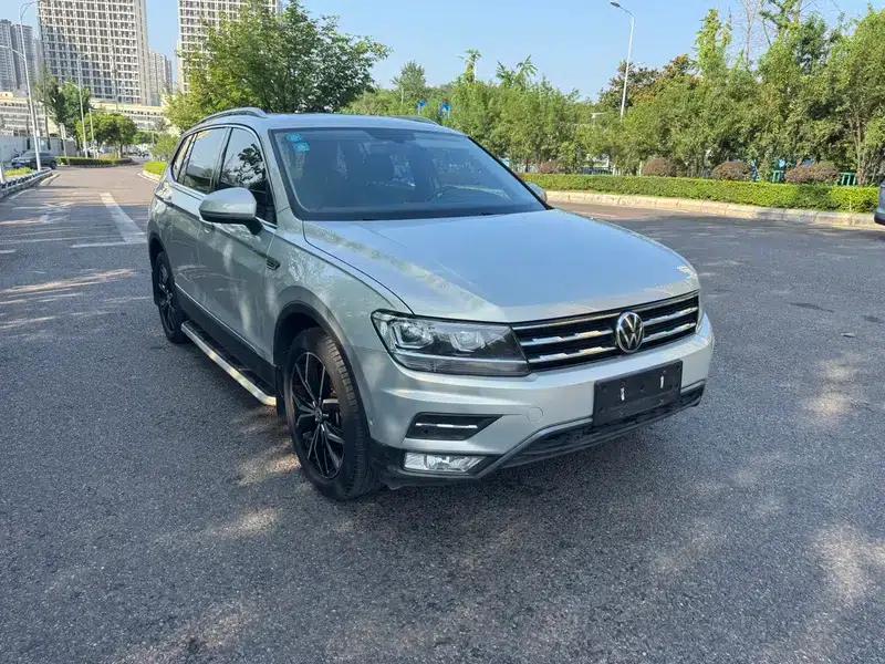 Tiguan L 2019 330TSI Automatic 2WD Smart Luxury Edition (China VI Emission Standard) — миниатюра 3