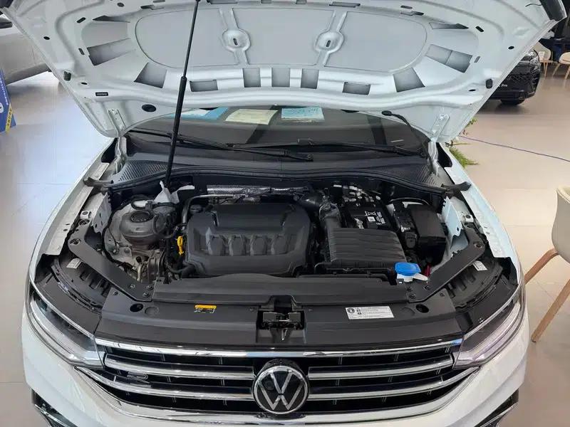 Tiguan L 2025 Outstanding Edition 330TSI 2WD R-Line Dragon Edition — миниатюра 4