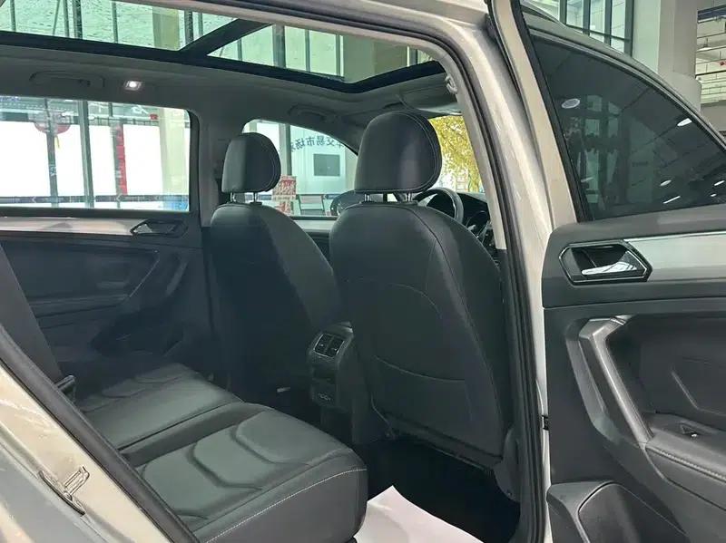 Tiguan L 2020 330TSI Automatic 2WD Panoramic Comfort Edition (China VI Emission Standard) — миниатюра 12