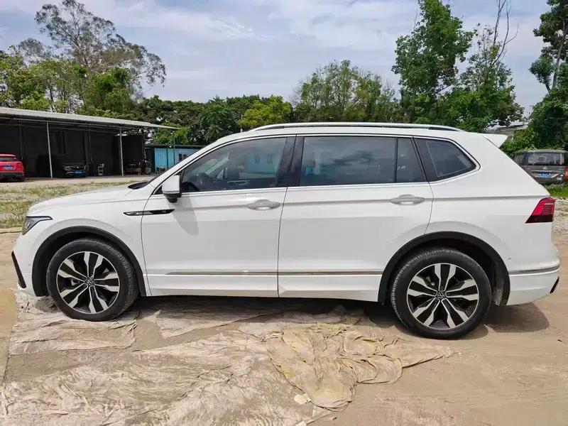Tiguan L 2023 380TSI AWD R-Line Flagship Edition 7-Seater — миниатюра 4