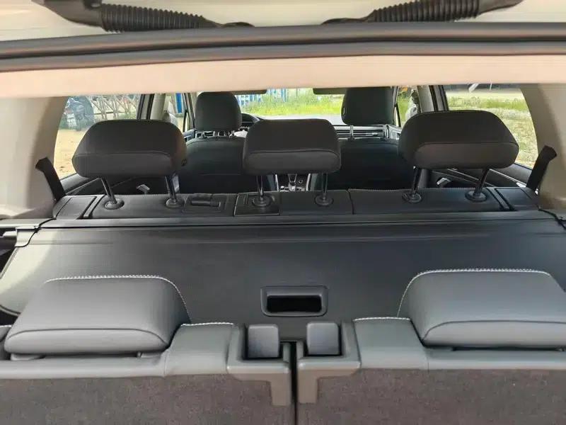 Tiguan L 2023 380TSI AWD R-Line Flagship Edition 7-Seater — миниатюра 10