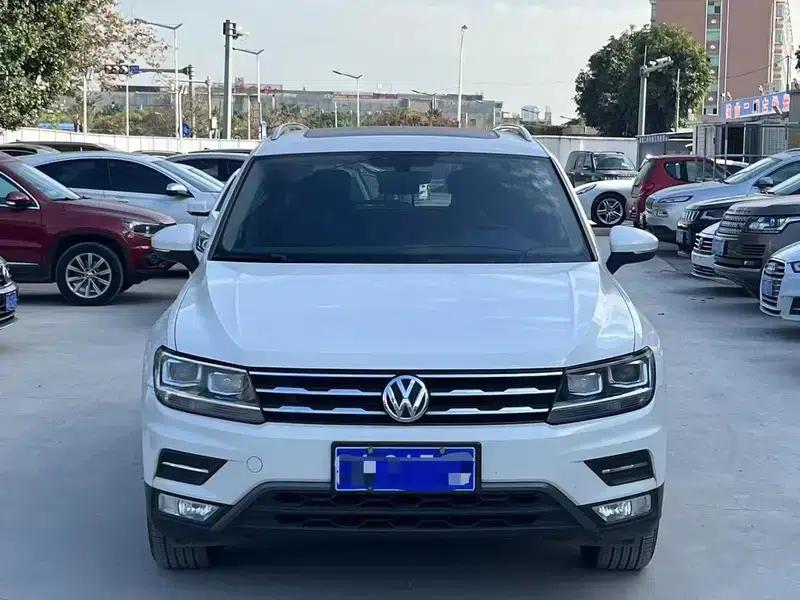 Tiguan L 2019 330TSI Automatic 2WD Panoramic Comfort Edition (National V Emission Standard) — миниатюра 2
