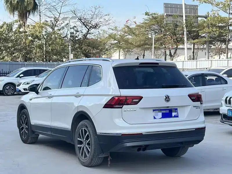 Tiguan L 2019 330TSI Automatic 2WD Panoramic Comfort Edition (National V Emission Standard) — миниатюра 4