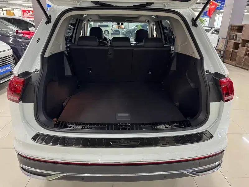 Tiguan L 2023 280TSI Trendy Limited Edition — миниатюра 11
