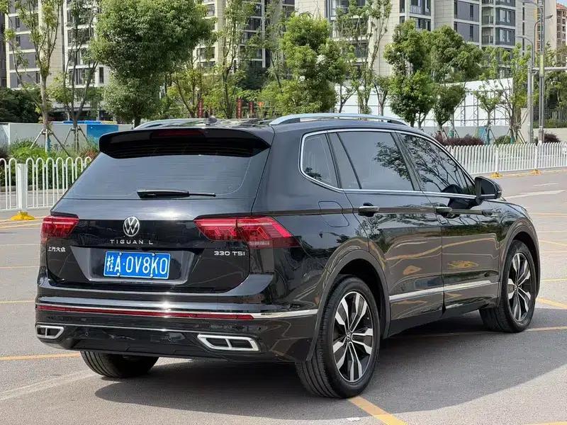 Tiguan L 2023 Facelift 330TSI 2WD R-Line Premium Edition — миниатюра 6