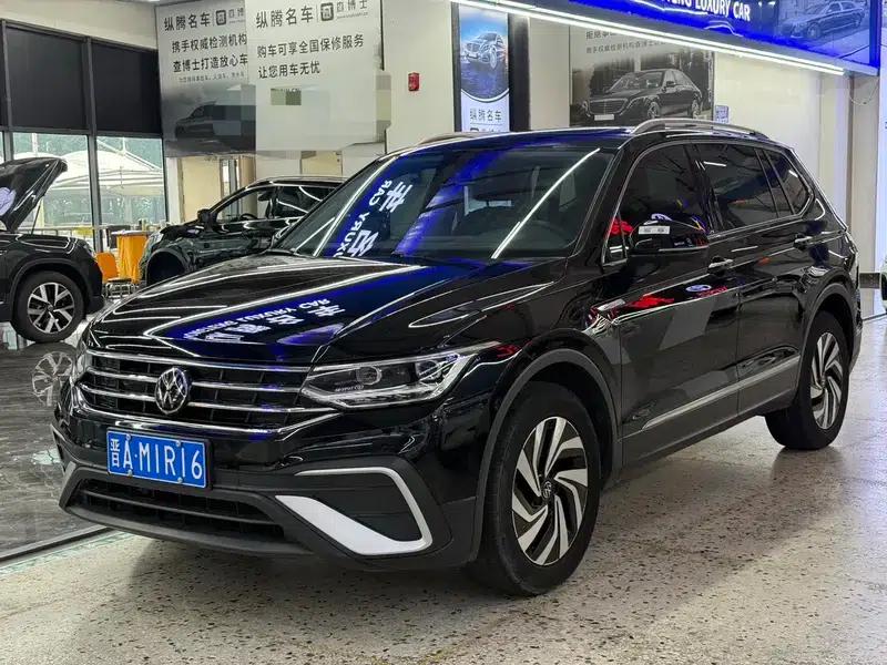 Tiguan L 2023 280TSI Trendy Limited Edition — миниатюра 1