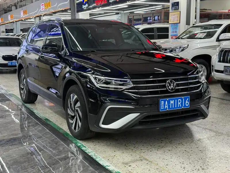 Tiguan L 2023 280TSI Trendy Limited Edition — миниатюра 3