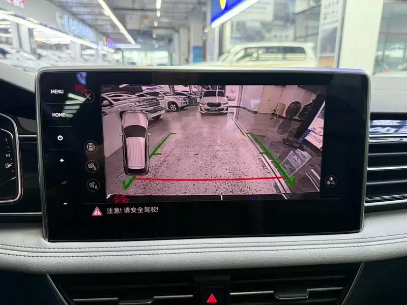 Tiguan L 2023 280TSI Trendy Limited Edition — миниатюра 5