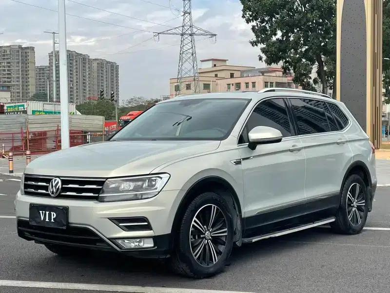 Tiguan L 2021 330TSI Automatic 2WD Comfort Edition — миниатюра 1