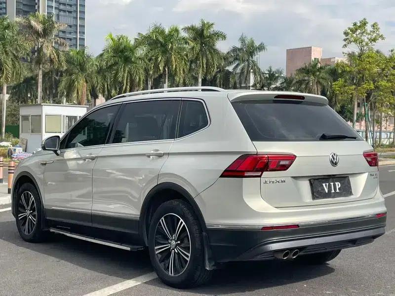 Tiguan L 2021 330TSI Automatic 2WD Comfort Edition — миниатюра 4