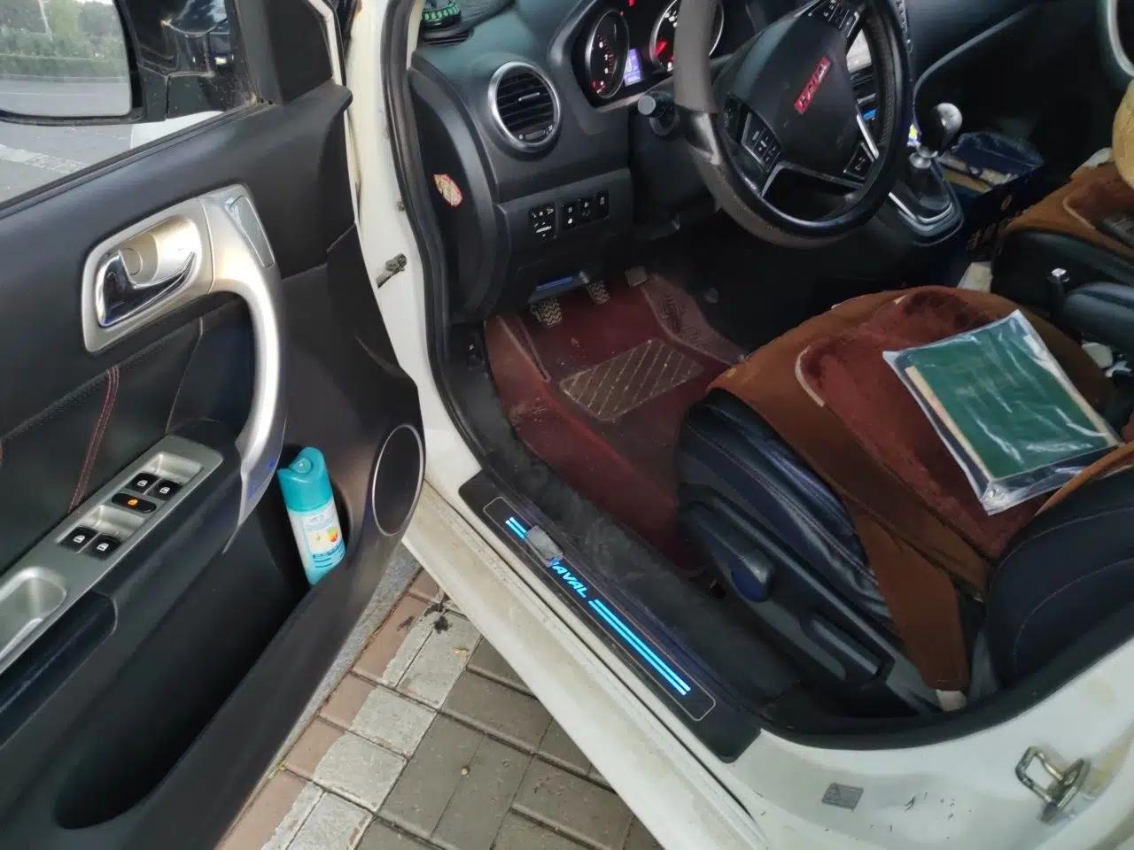 Haval H6 2013 Upgraded Model 1.5T Manual Two-Wheel Drive Elite Version — миниатюра 16