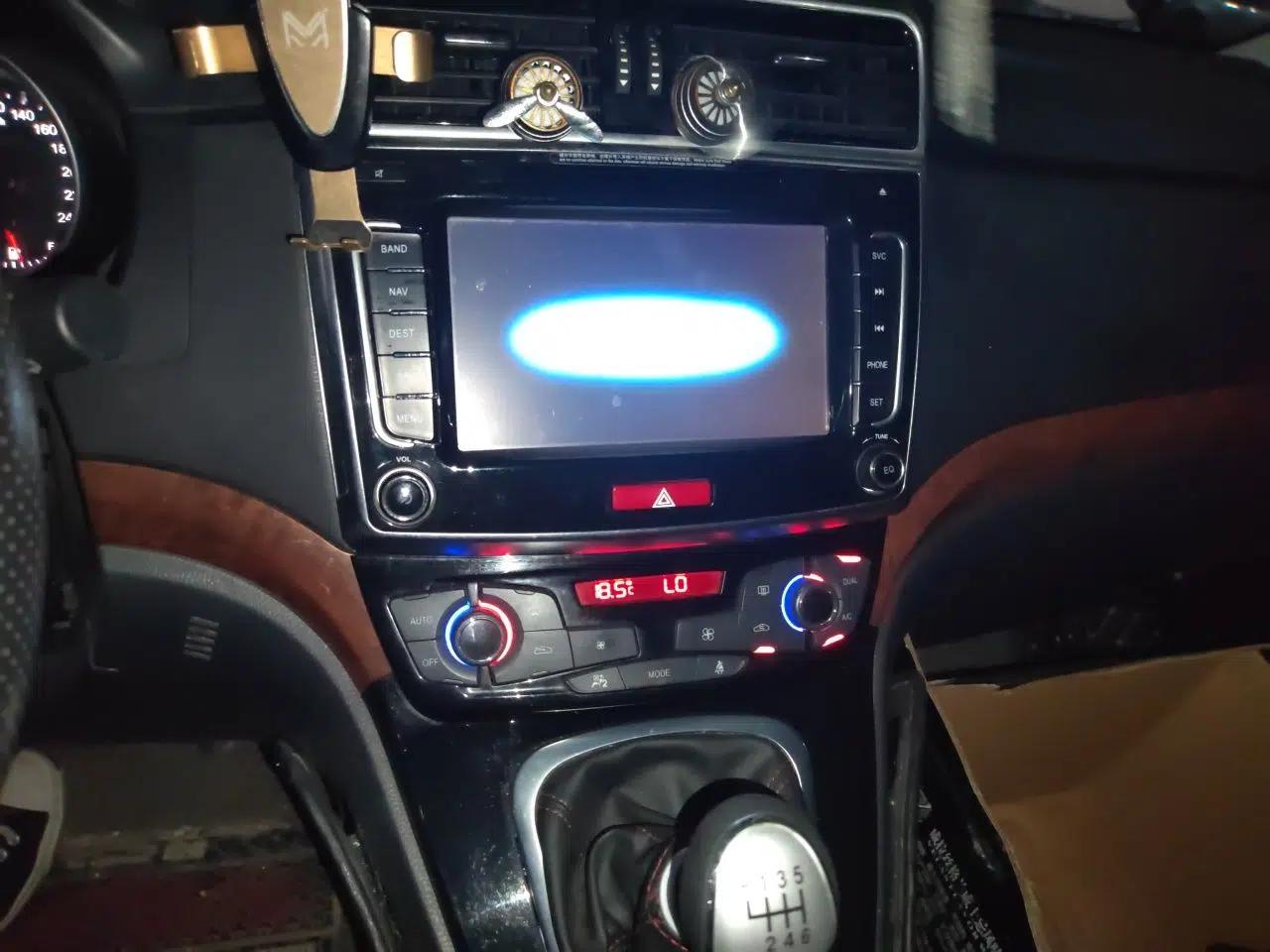 Haval H6 2014 Sport Version 1.5T Manual Two-Wheel Drive Elite Edition — миниатюра 13