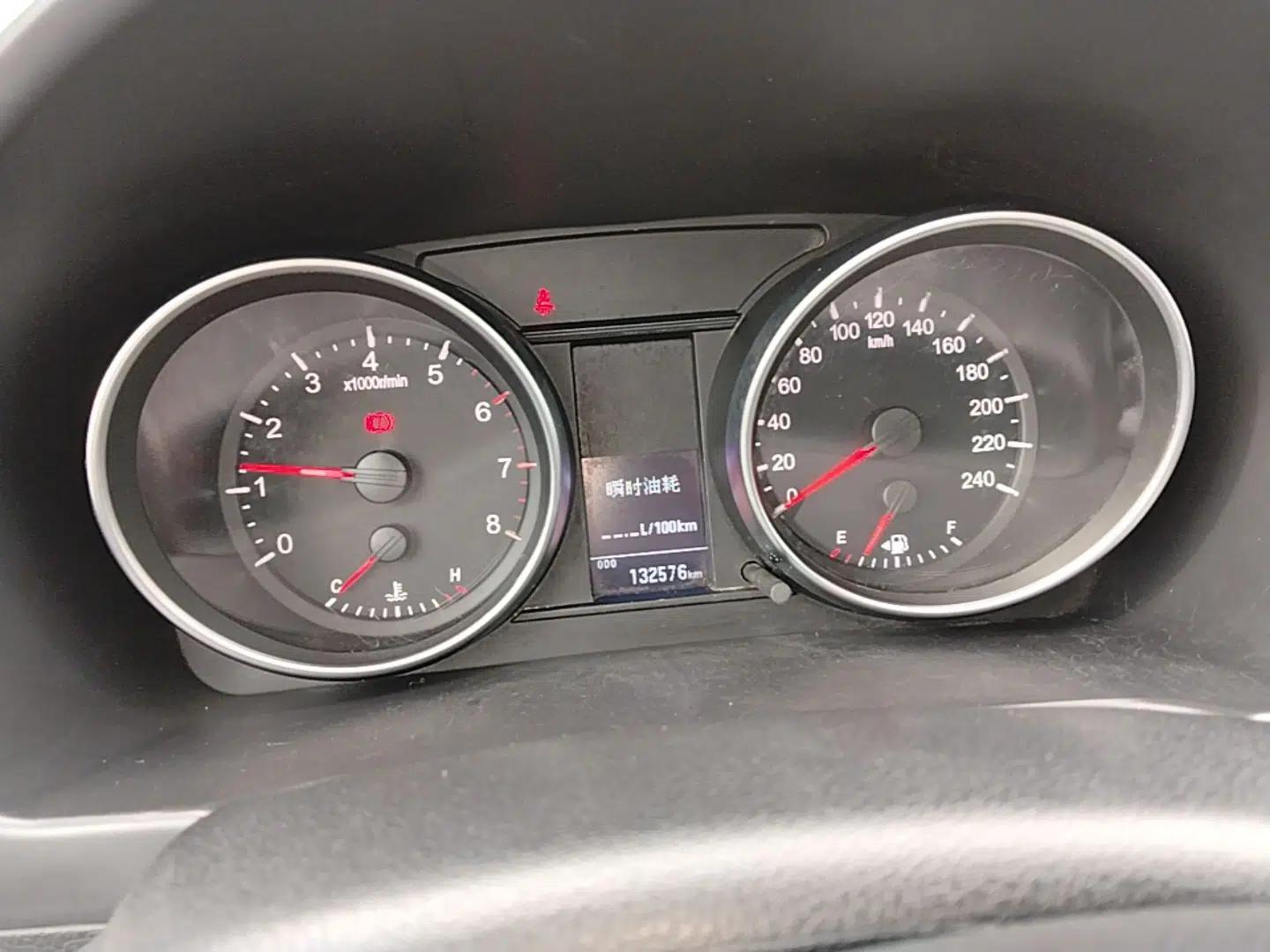 Haval H6 2016 Upgraded Model 1.5T Manual Two-Wheel Drive Elite Version — миниатюра 14