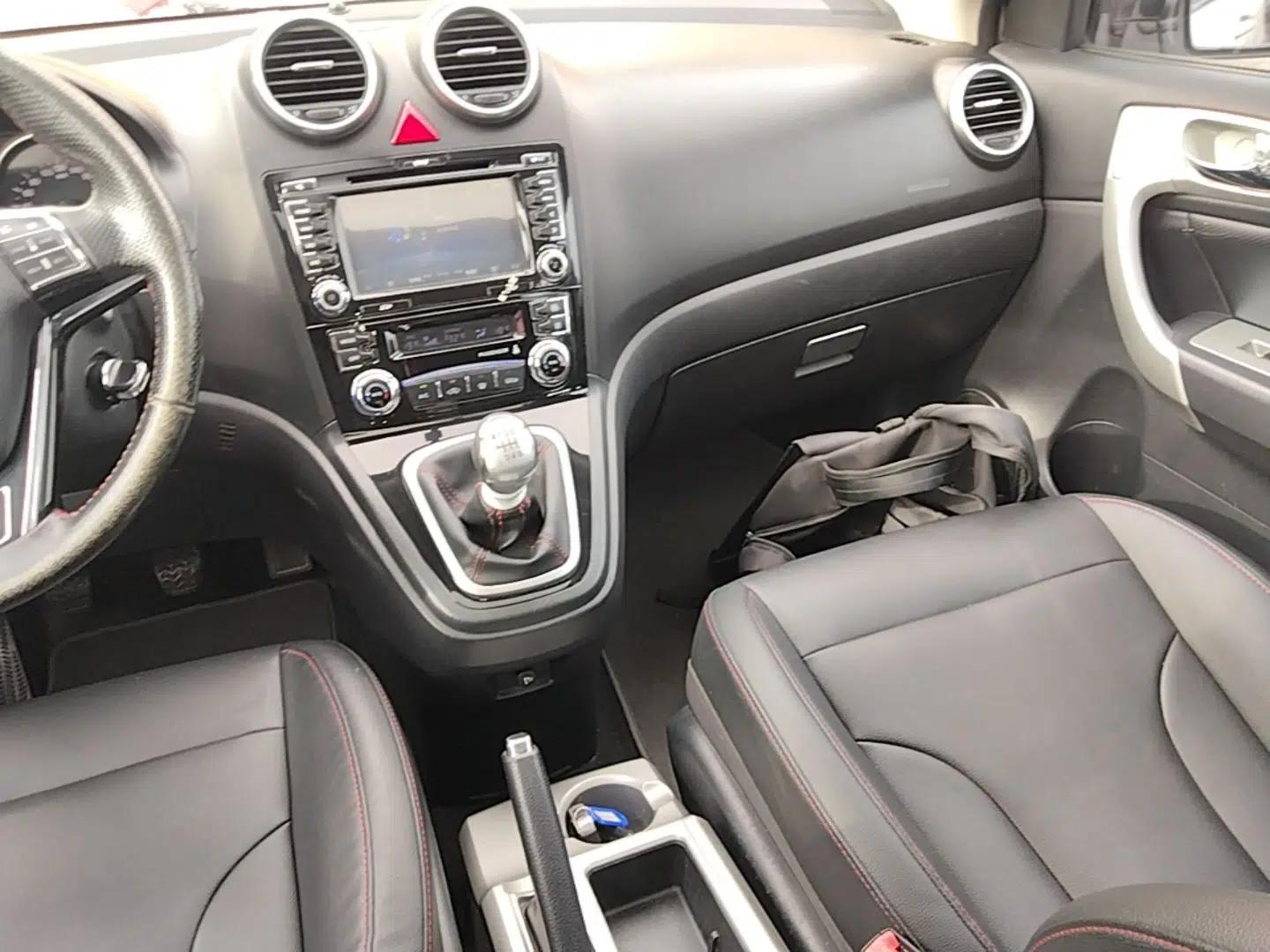 Haval H6 2016 Upgraded Model 1.5T Manual Two-Wheel Drive Elite Version — миниатюра 15