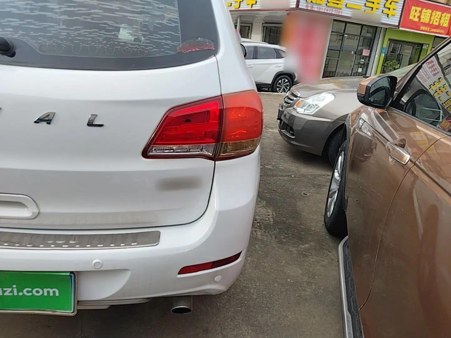 Haval H6 2016 Upgraded Model 1.5T Manual Two-Wheel Drive Elite Version — миниатюра 9