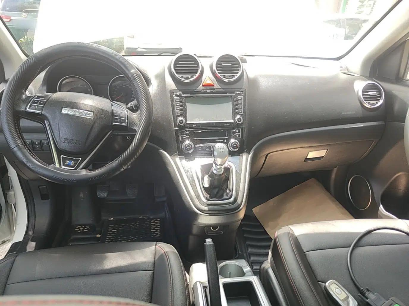 Haval H6 2015 Upgraded Model 1.5T Manual Two-Wheel Drive Elite Version — миниатюра 12
