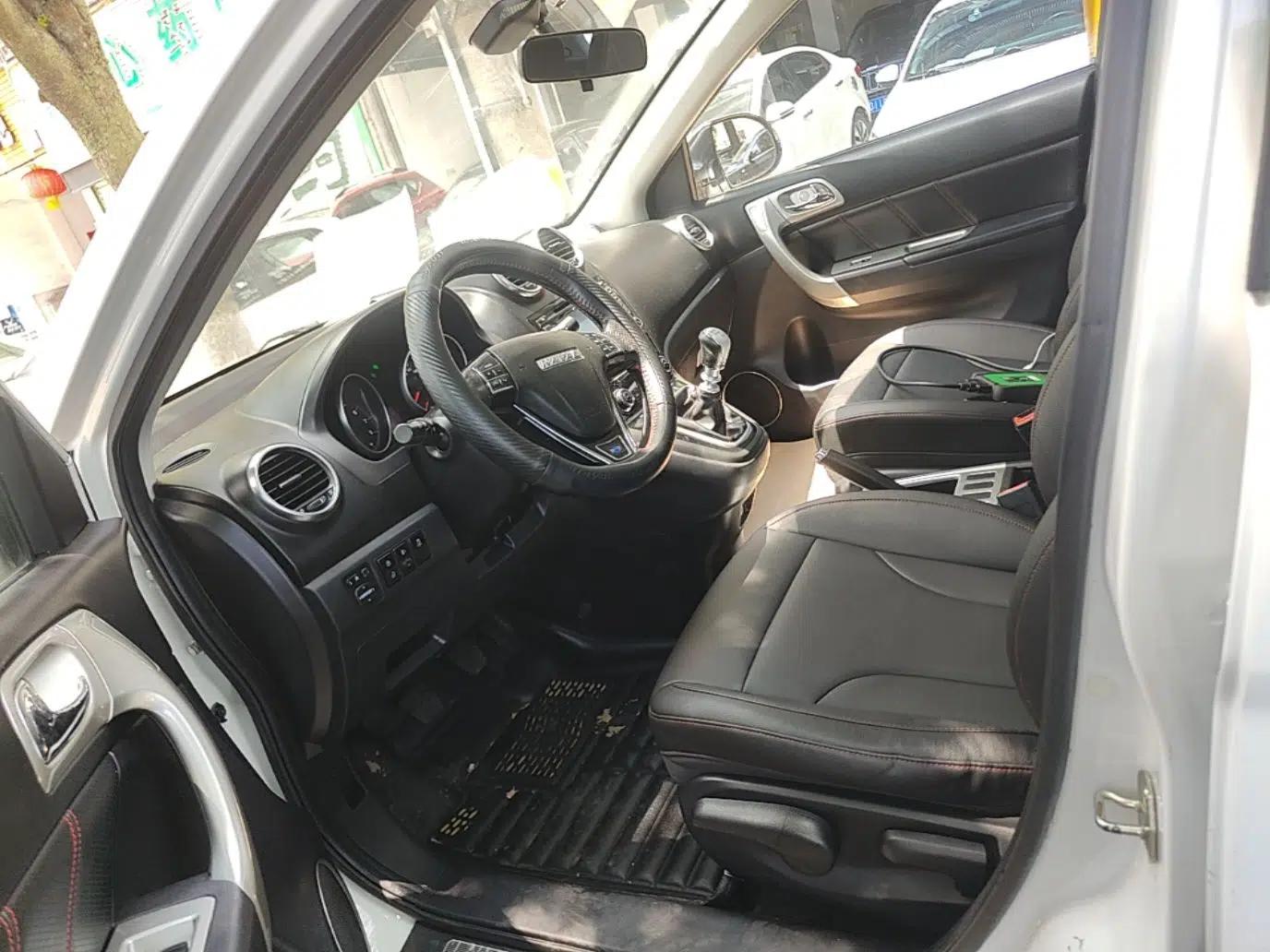 Haval H6 2015 Upgraded Model 1.5T Manual Two-Wheel Drive Elite Version — миниатюра 17