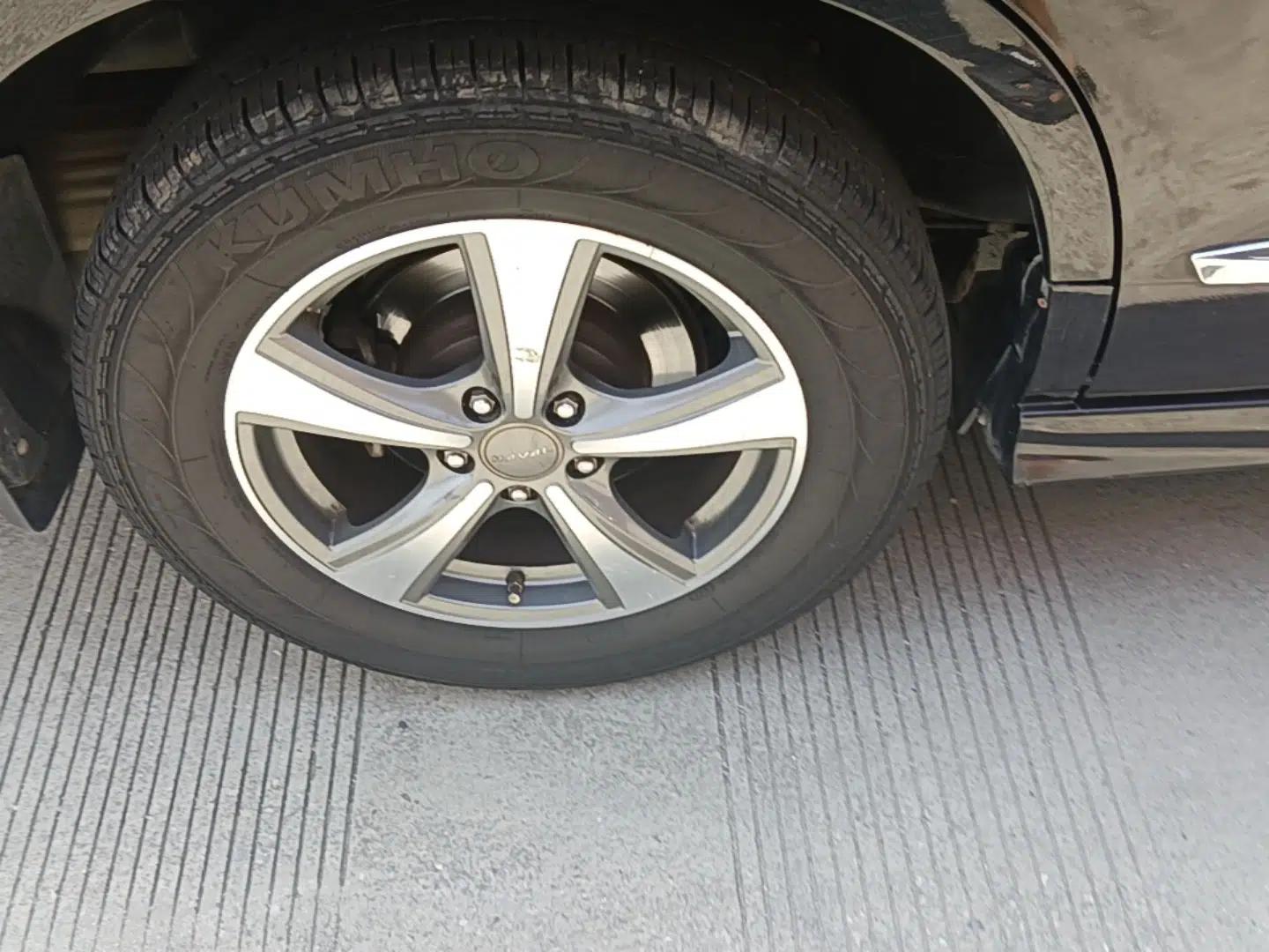 Haval H6 2015 Upgraded Model 1.5T Manual Two-Wheel Drive Elite Version — миниатюра 11