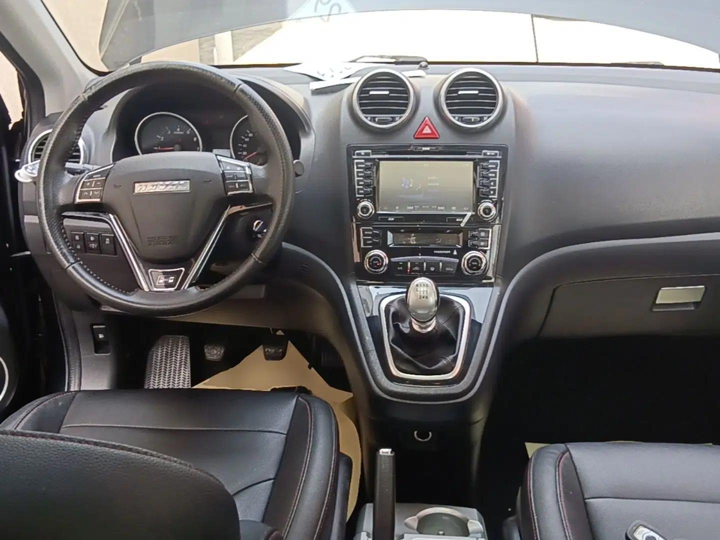 Haval H6 2015 Upgraded Model 1.5T Manual Two-Wheel Drive Elite Version — миниатюра 17