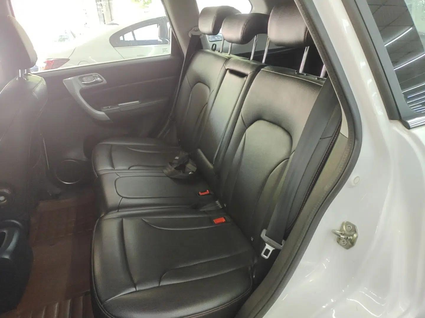 Haval H6 2013 Upgraded Model 1.5T Manual Two-Wheel Drive Elite Version — миниатюра 20