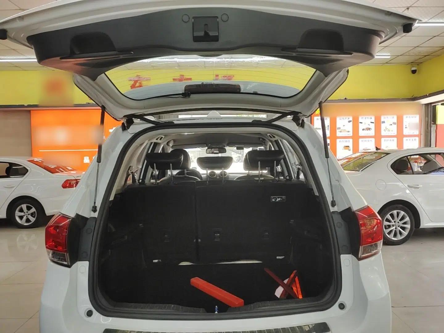 Haval H6 2013 Upgraded Model 1.5T Manual Two-Wheel Drive Elite Version — миниатюра 22