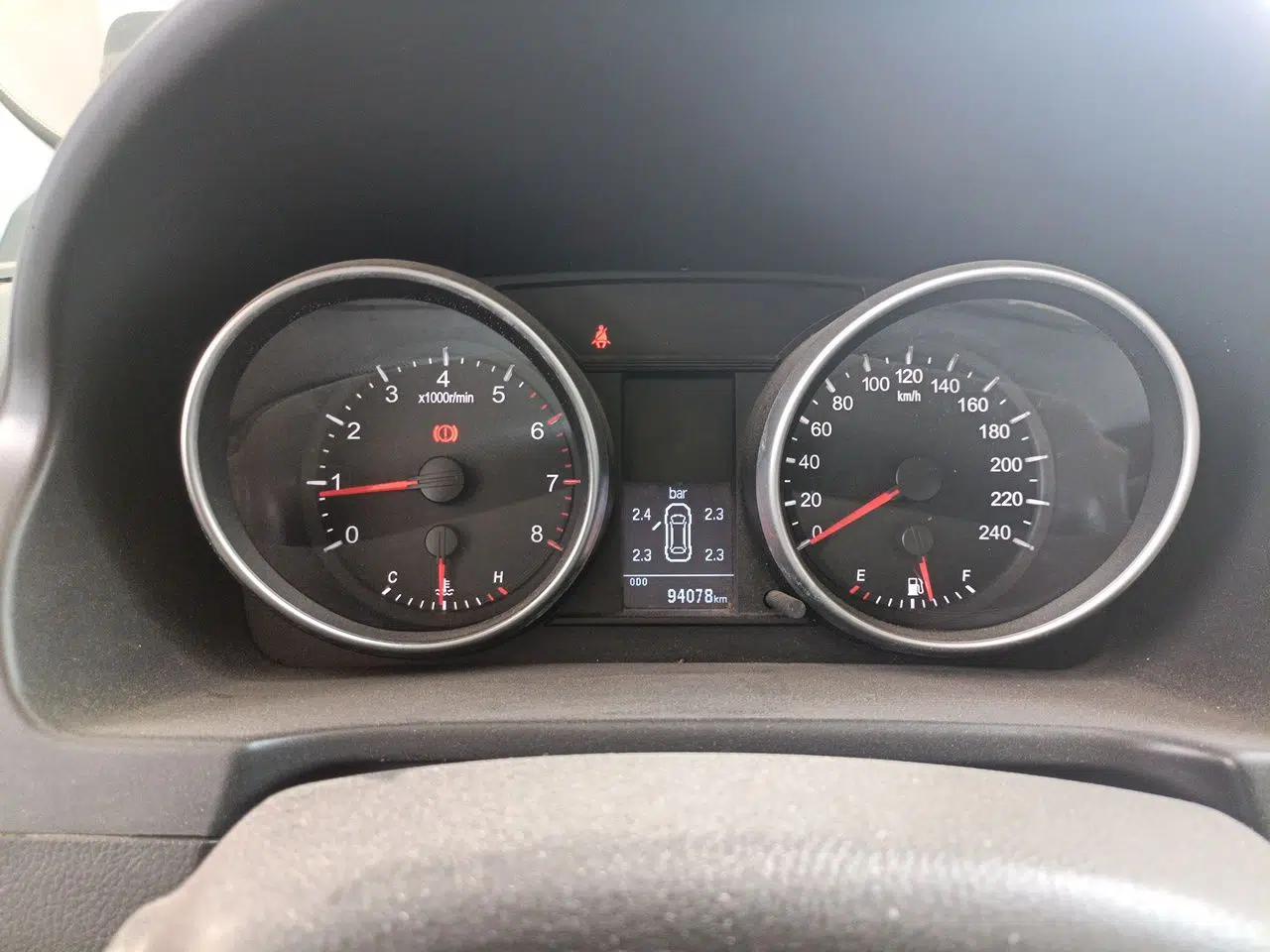 Haval H6 2013 Upgraded Model 1.5T Manual Two-Wheel Drive Elite Version — миниатюра 11