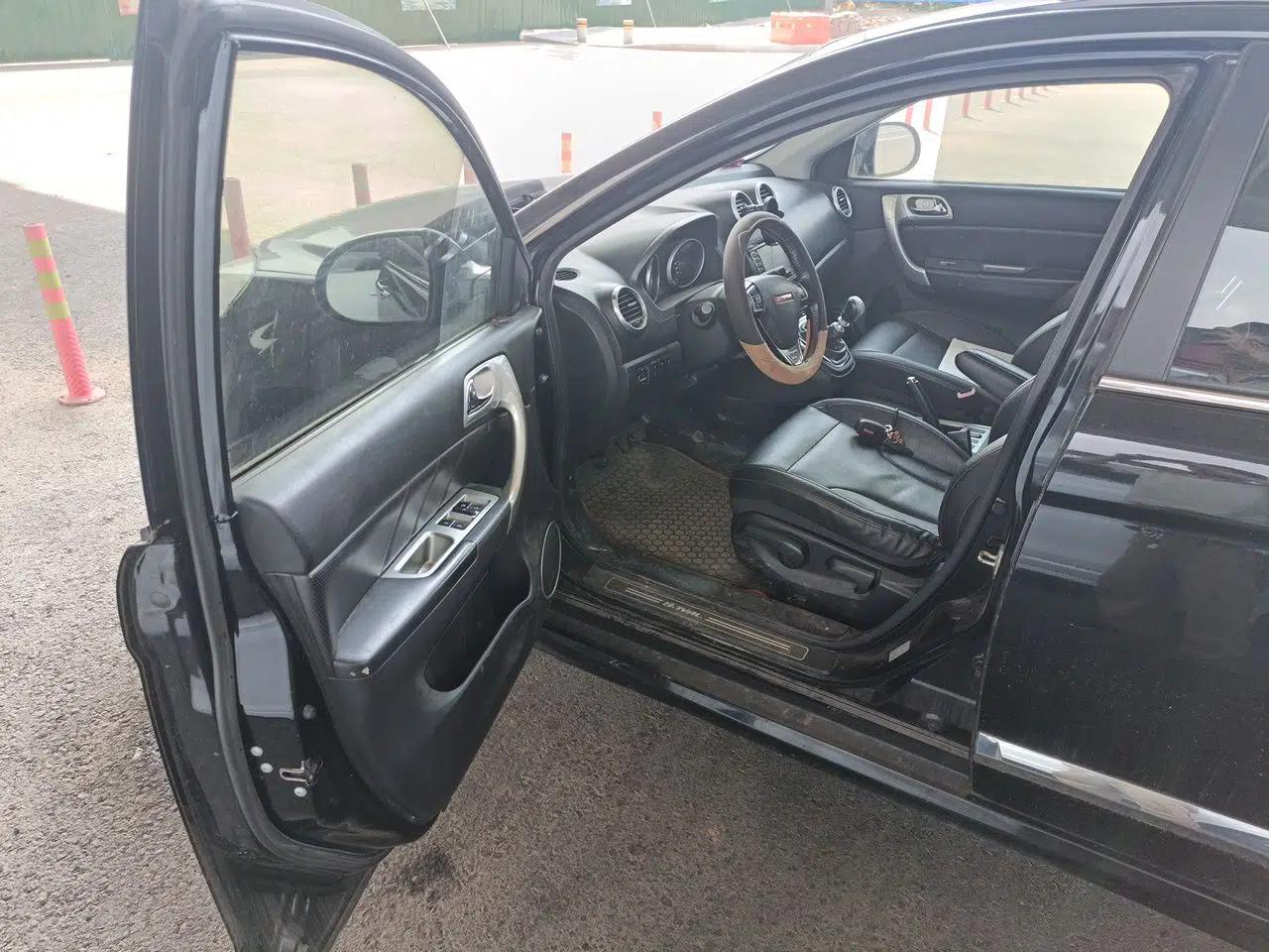Haval H6 2013 Upgraded Model 1.5T Manual Two-Wheel Drive Elite Version — миниатюра 16