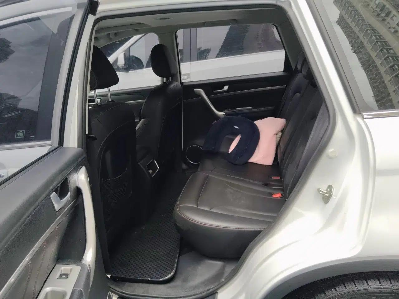 Haval H6 2015 Sport Edition 1.5T Automatic Two-Wheel Drive Luxury Model — миниатюра 17