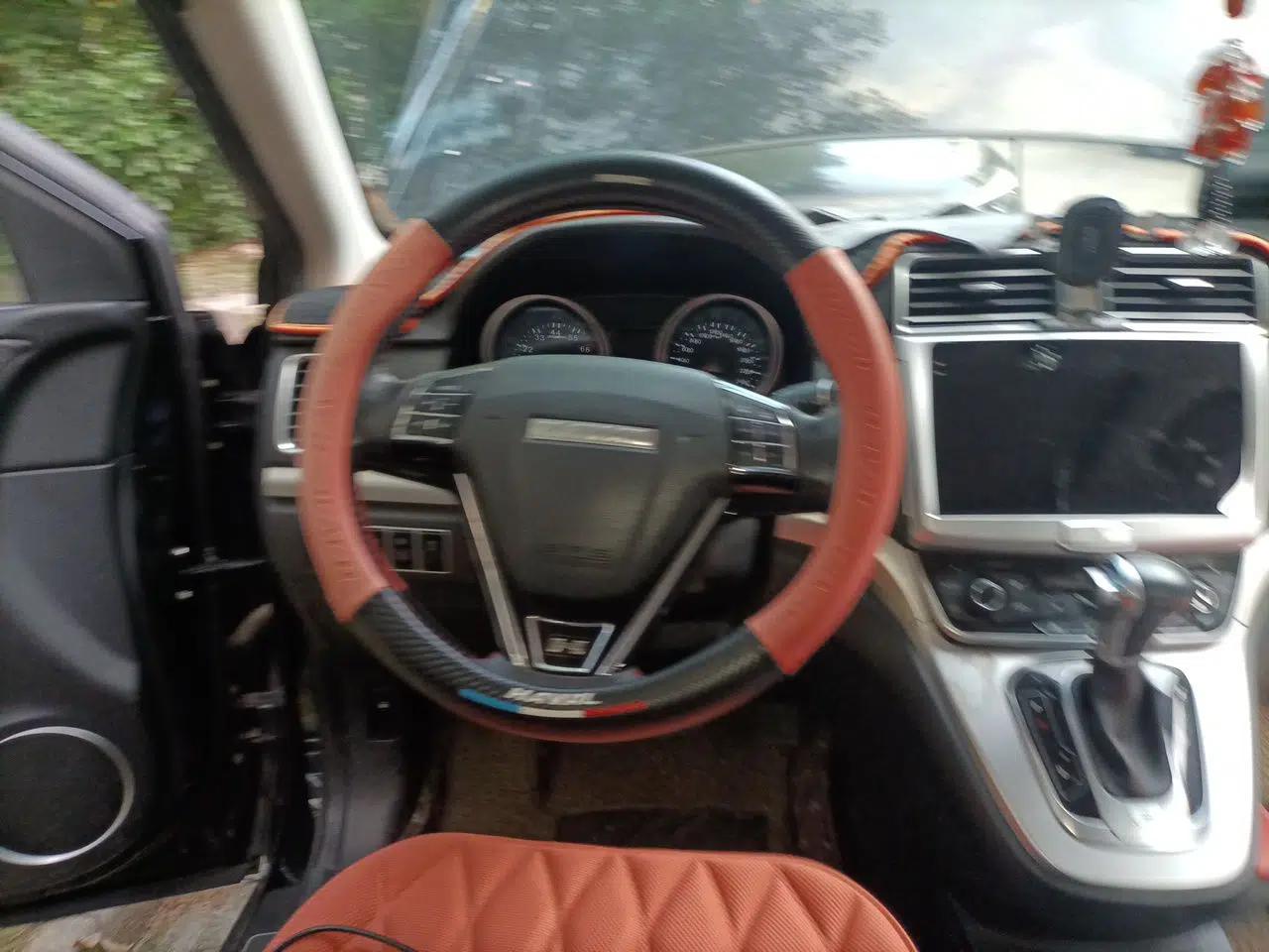 Haval H6 2015 Sport Edition 1.5T Automatic Two-Wheel Drive Luxury Model — миниатюра 10