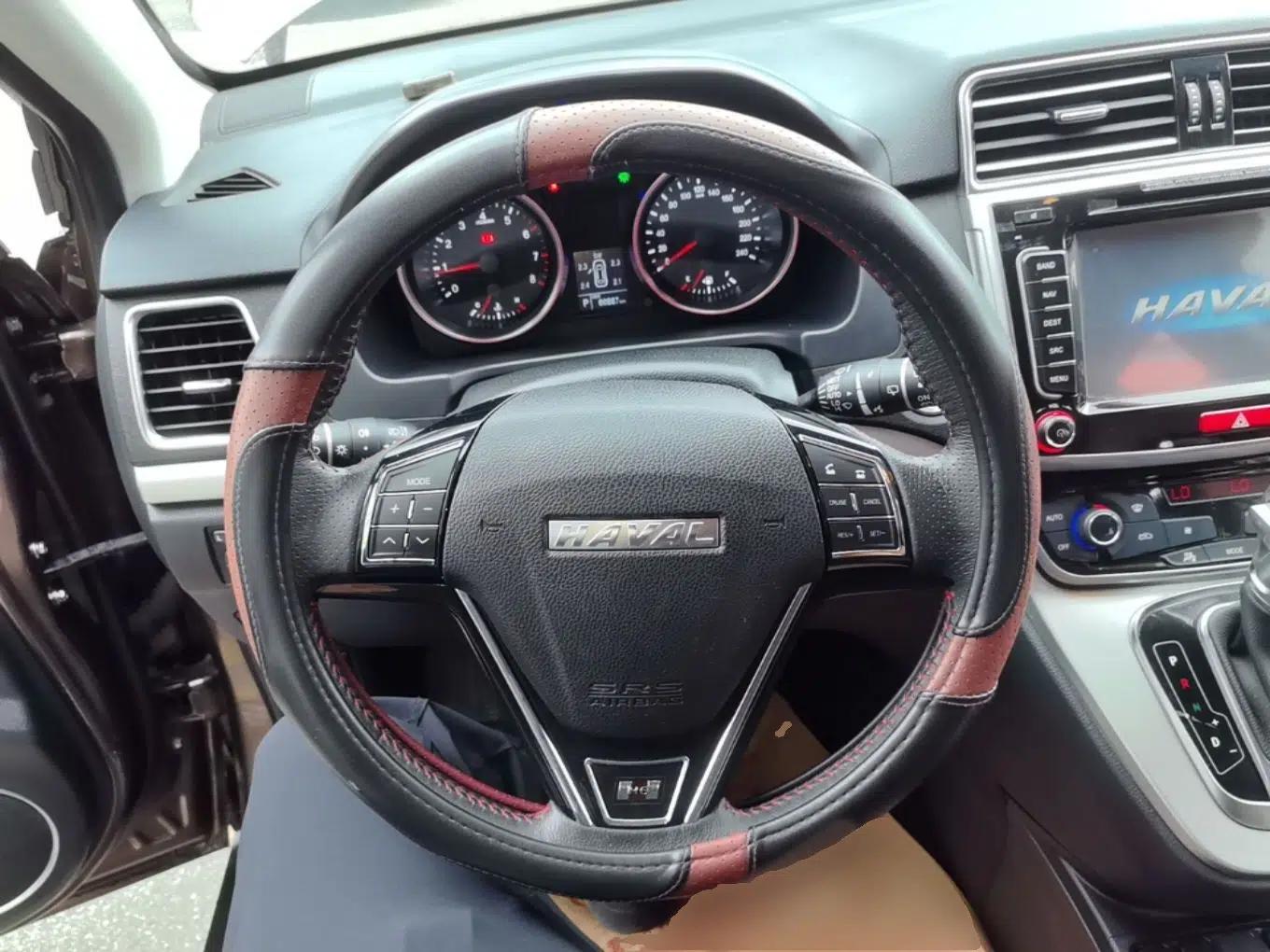 Haval H6 2015 Sport Edition 1.5T Automatic Two-Wheel Drive Luxury Model — миниатюра 13