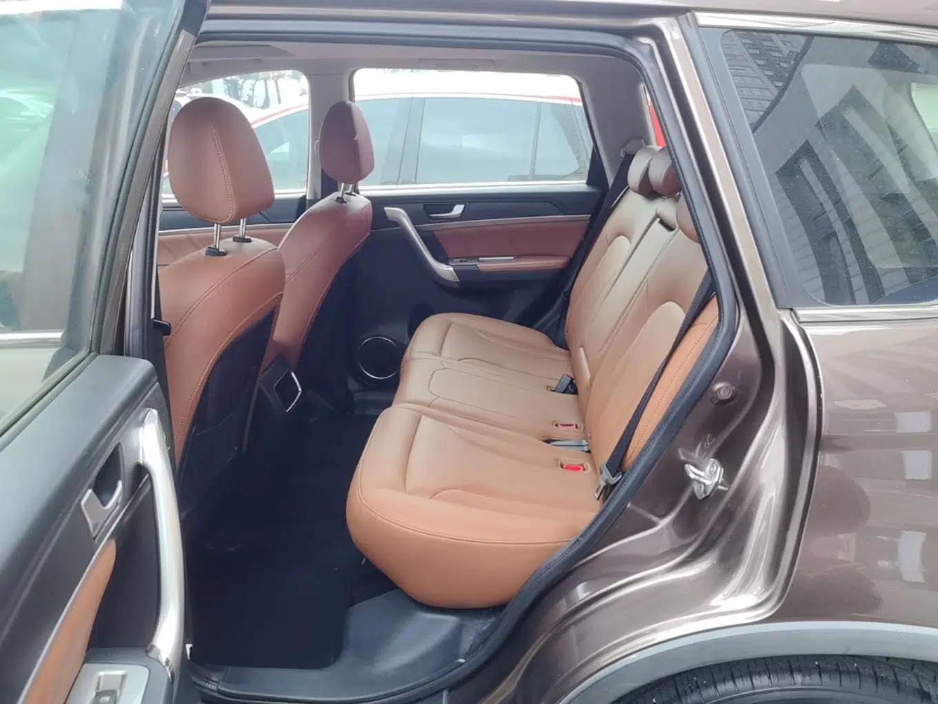 Haval H6 2015 Sport Edition 1.5T Automatic Two-Wheel Drive Luxury Model — миниатюра 20