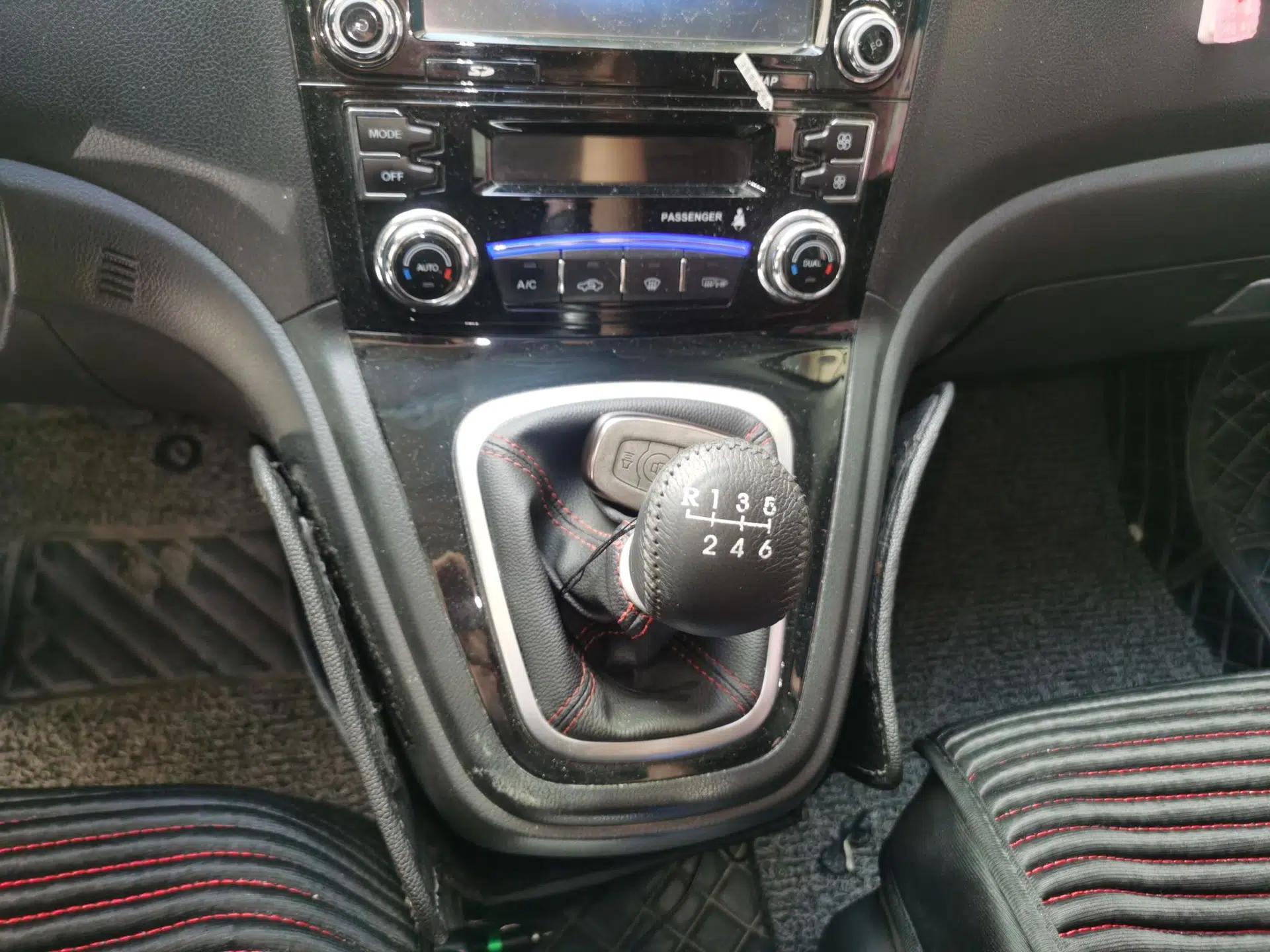 Haval H6 2016 Upgraded Model 1.5T Manual Two-Wheel Drive Elite Version — миниатюра 11