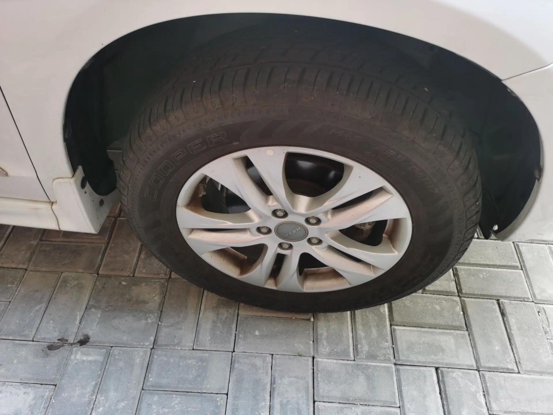 Haval H6 2016 Upgraded Model 1.5T Manual Two-Wheel Drive Elite Version — миниатюра 5