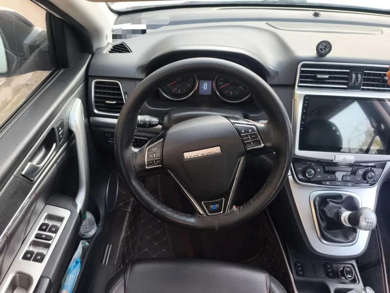 Haval H6 2017 Blue Label Sport Edition 1.5T Manual Two-Wheel Drive Elite Model — миниатюра 10