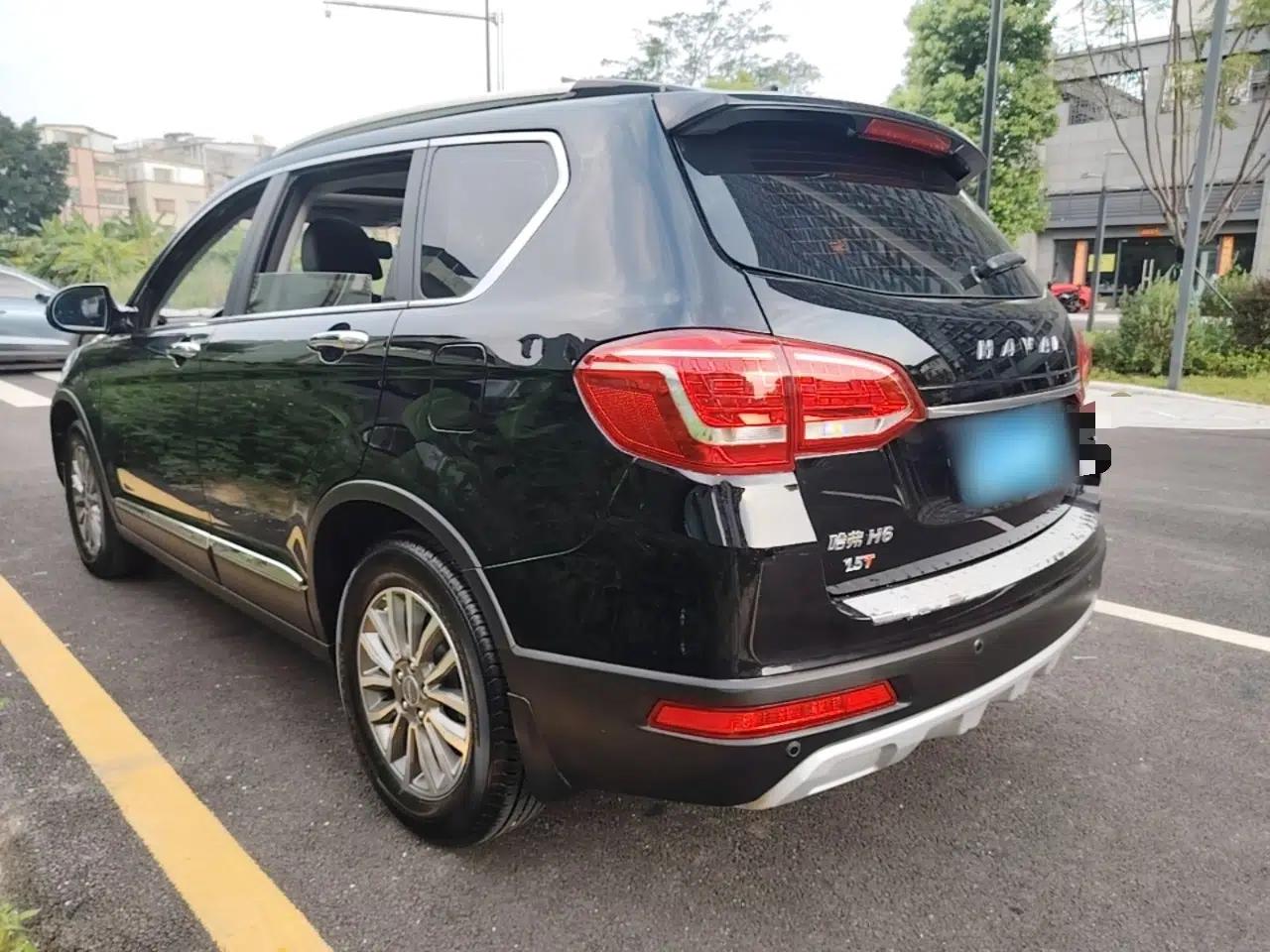Haval H6 2017 Red-Label Sport Edition 1.5T Automatic Two-Wheel Drive Luxury Model — миниатюра 13