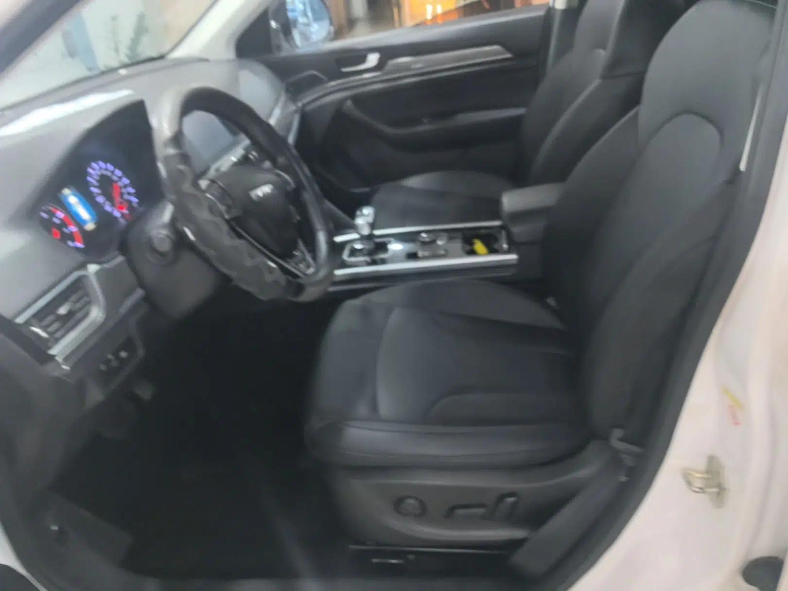 Haval H6 2018 Red-Label Sport Edition 1.5T Automatic Two-Wheel Drive Elite Model — миниатюра 17