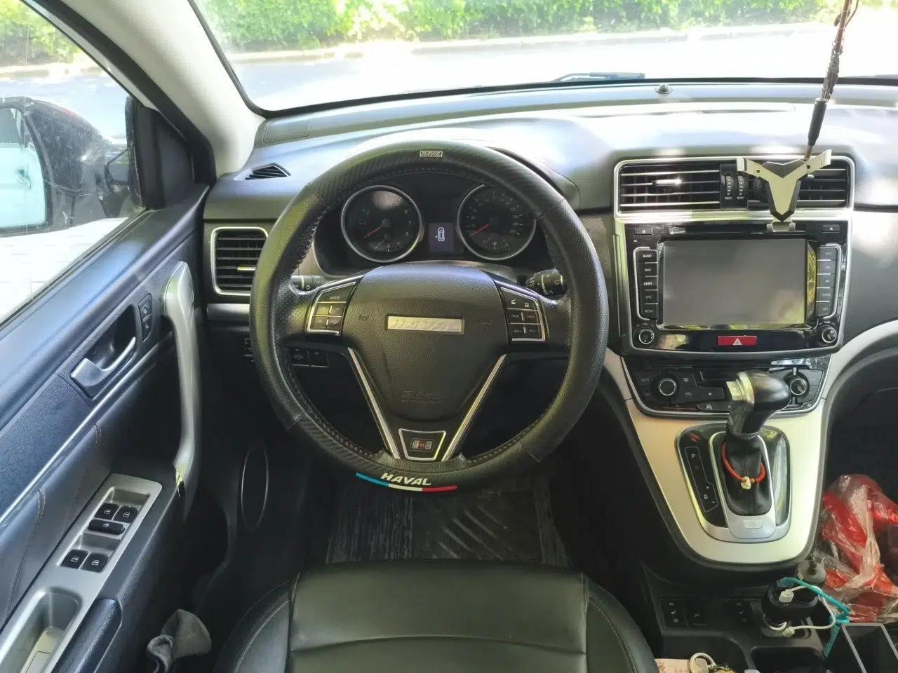 Haval H6 2017 Red-Label Sport Edition 1.5T Automatic Two-Wheel Drive Luxury Model — миниатюра 10