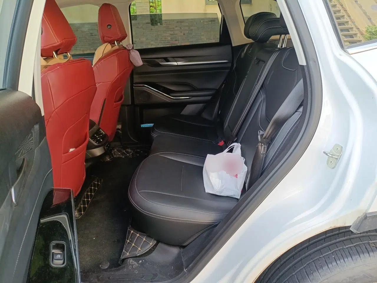 Haval H6 2021 3rd Generation 1.5T Automatic Two-Wheel Drive Max — миниатюра 17