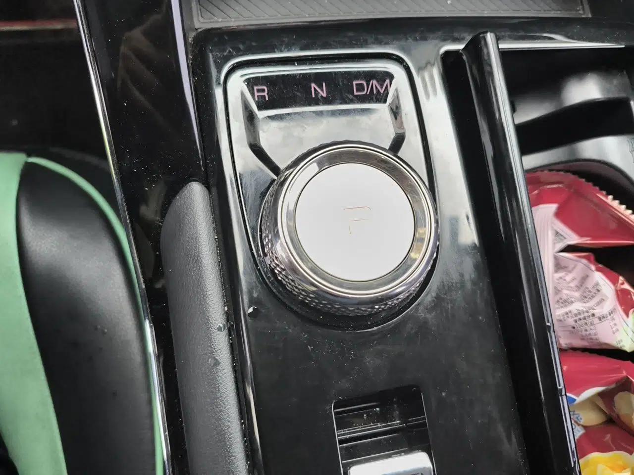 Haval H6 2021 3rd Generation 2.0T Automatic Two-Wheel Drive Max — миниатюра 14