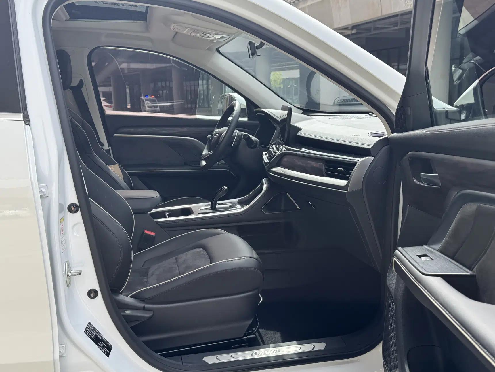 Haval H6 2023 National Trend Edition 1.5T Automatic Urban Version — миниатюра 19