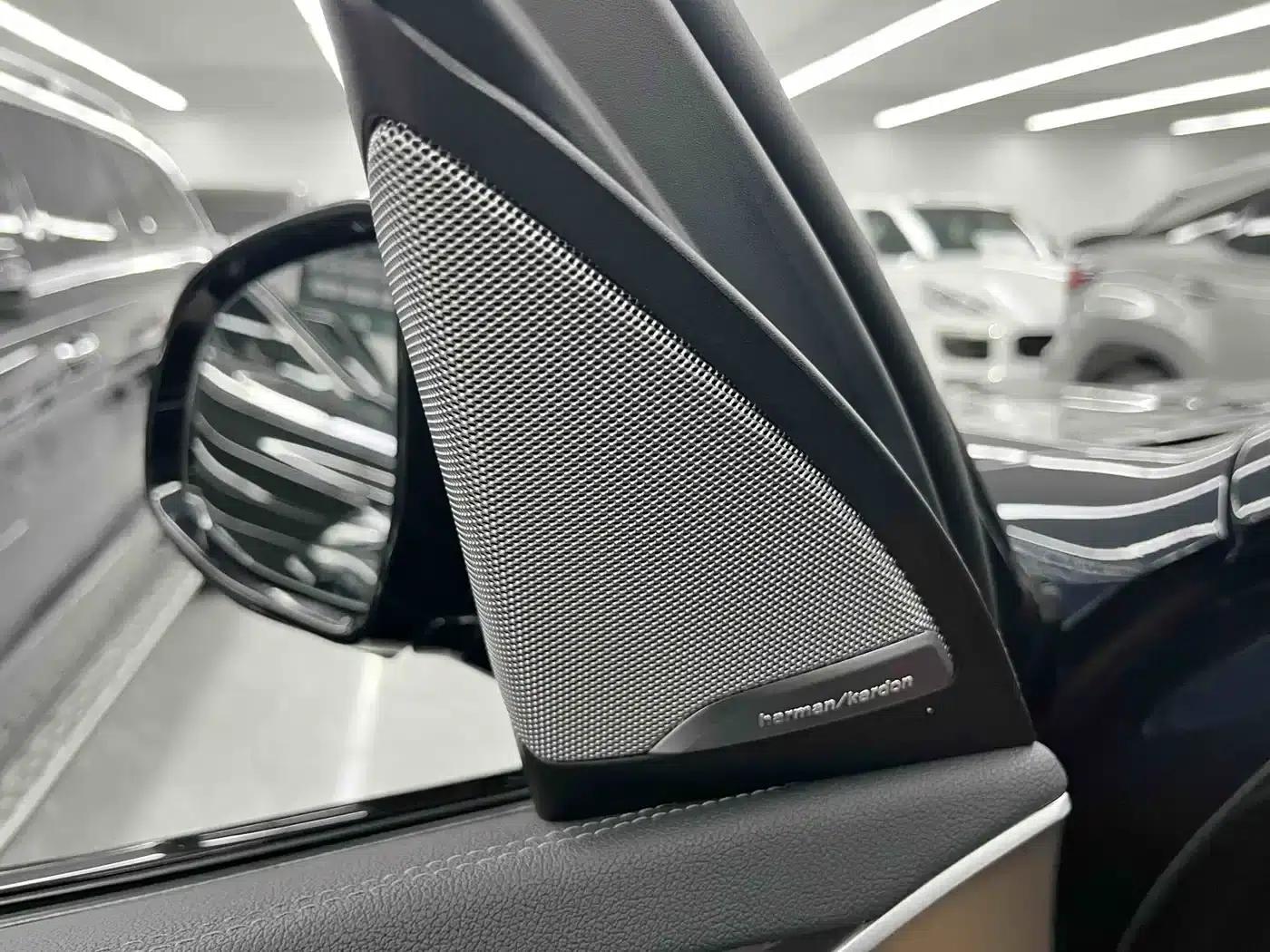 BMW X3 2022 xDrive30i Leading Edition M Sport Package — миниатюра 14