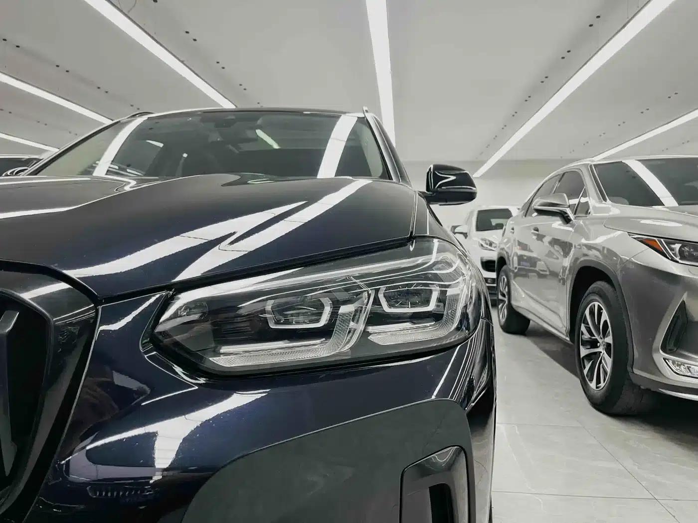 BMW X3 2022 xDrive30i Leading Edition M Sport Package — миниатюра 27
