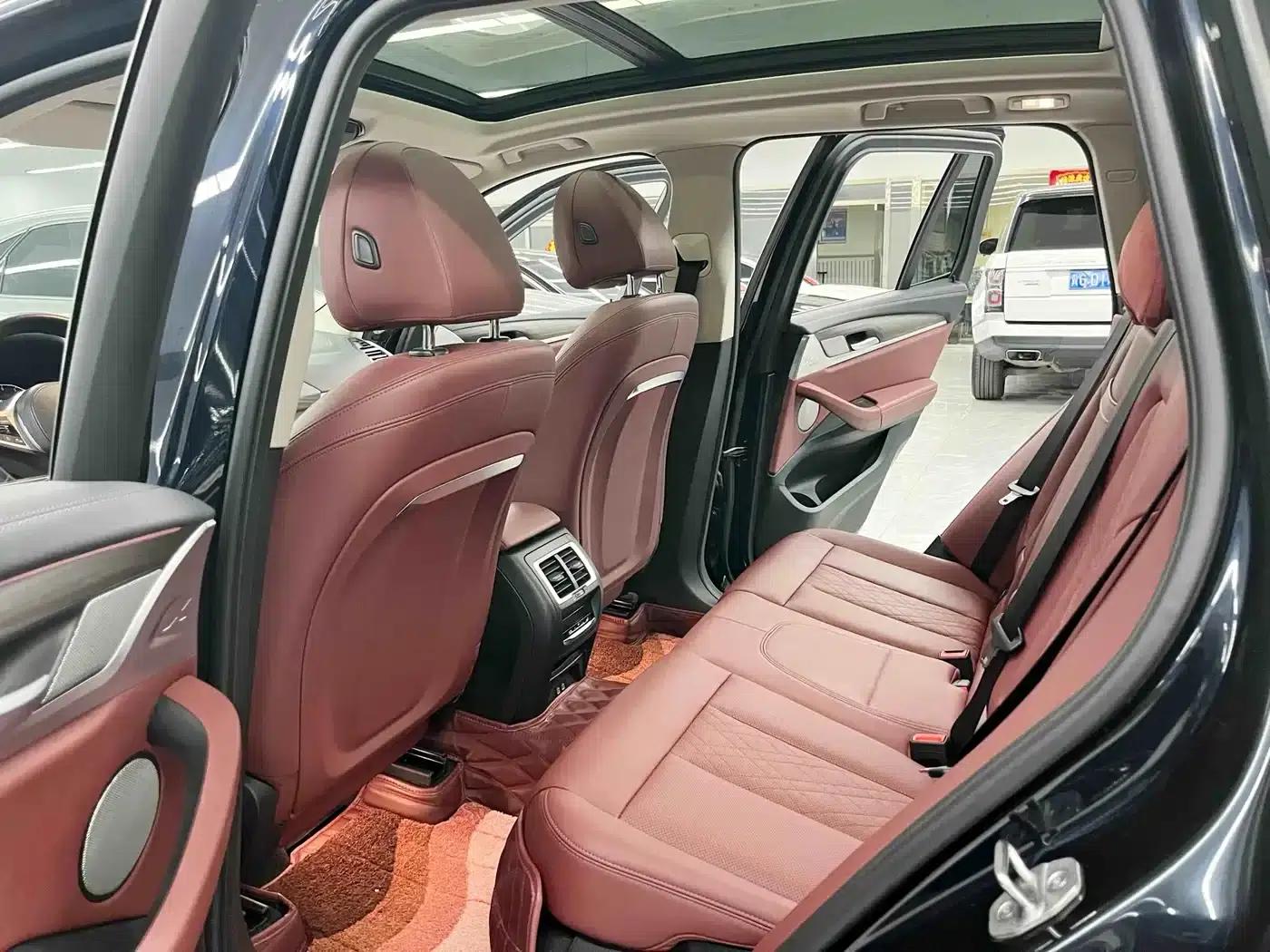 BMW X3 2022 xDrive30i Leading Edition M Sport Package — миниатюра 8