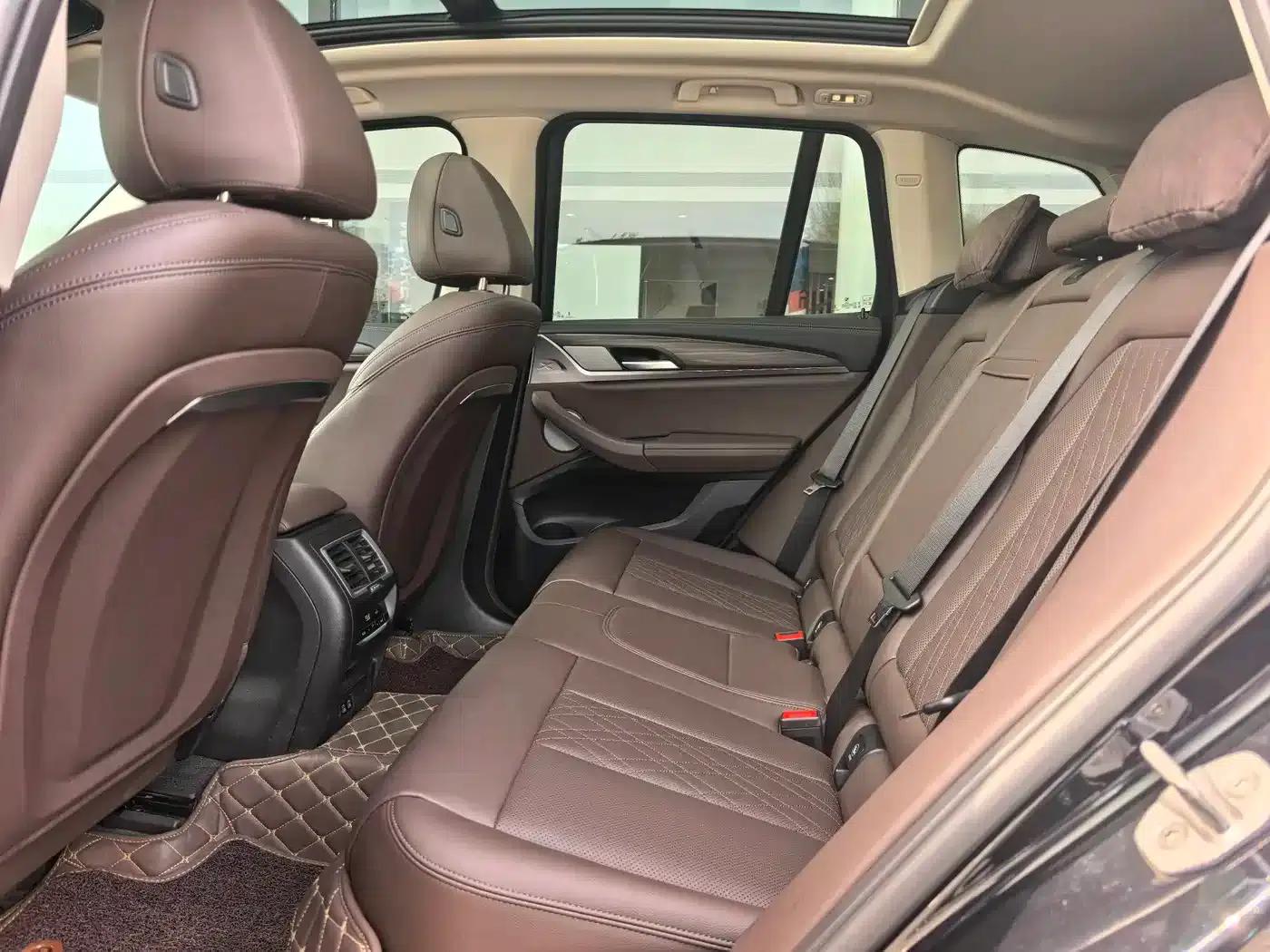 BMW X3 2023 xDrive30i Leading Edition M Sport Package — миниатюра 13