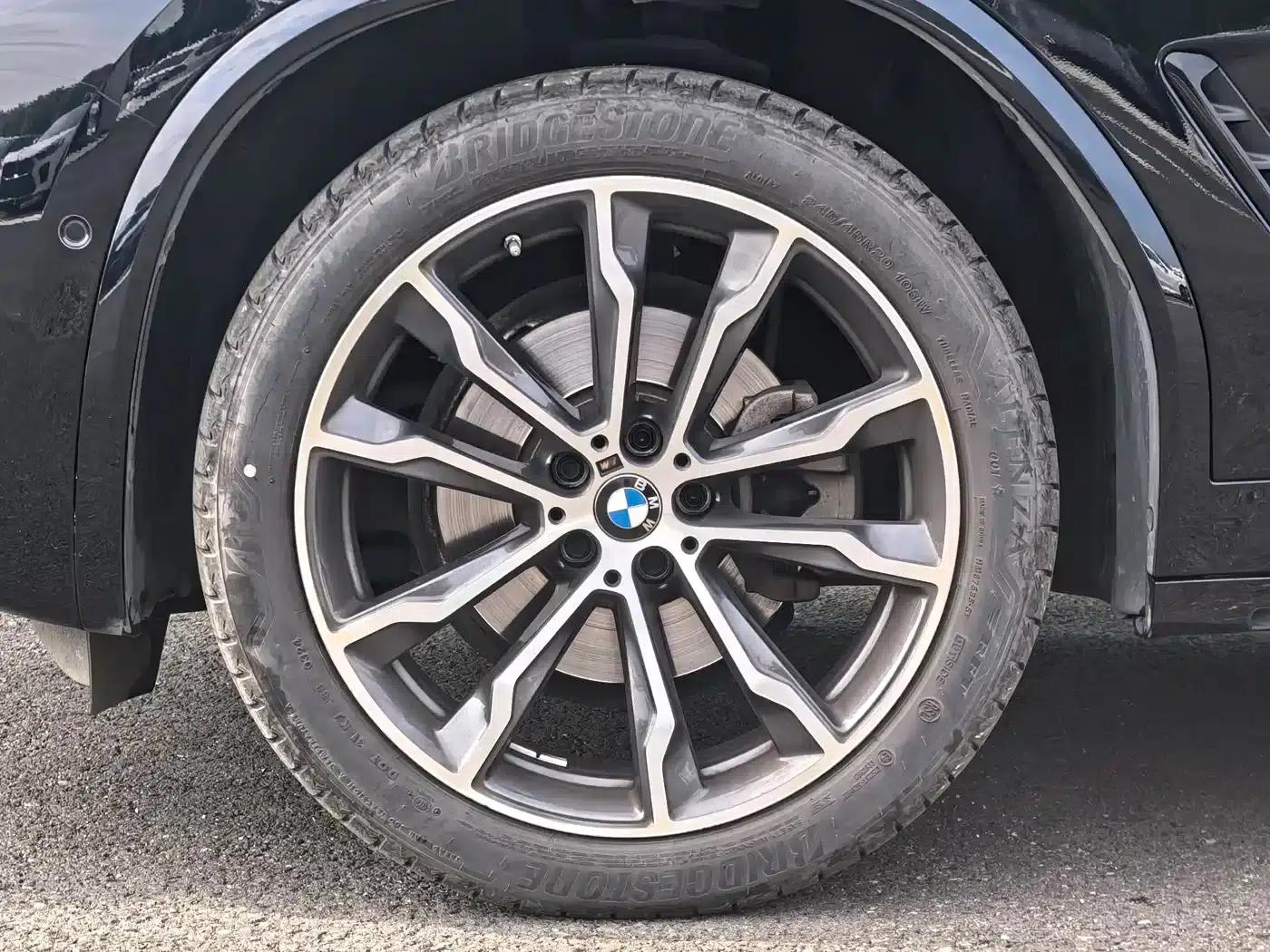 BMW X3 2023 xDrive30i Leading Edition M Sport Package — миниатюра 6