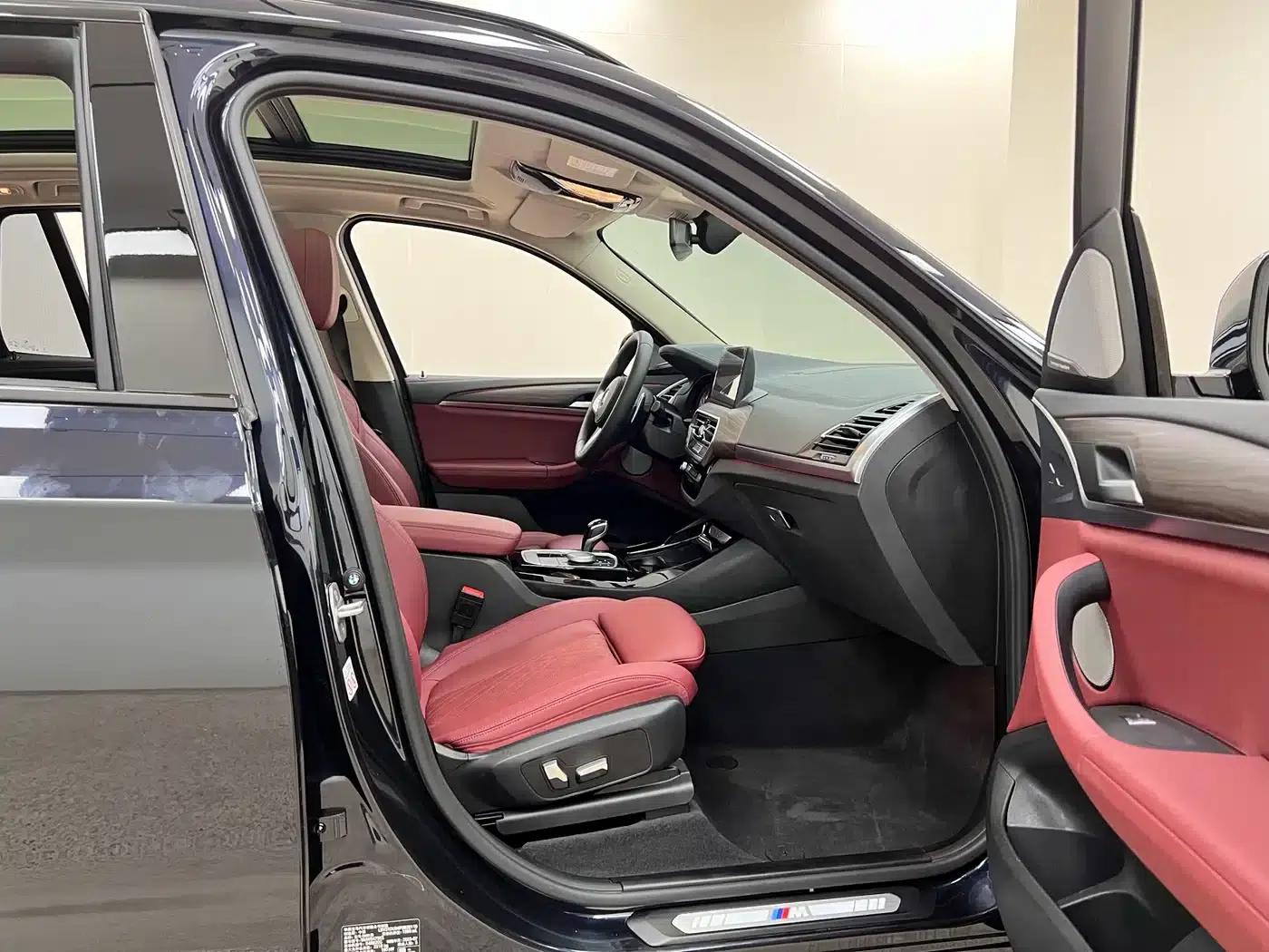 BMW X3 2023 xDrive30i Leading Edition M Sport Package — миниатюра 14