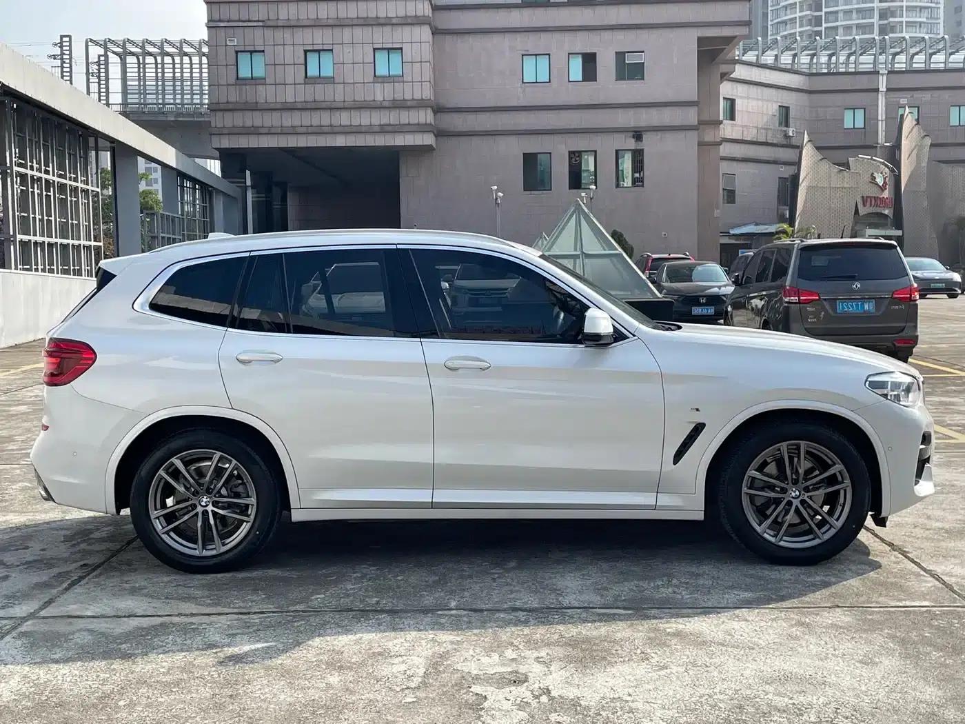 BMW X3 2020 xDrive25i M Sport Package — миниатюра 27