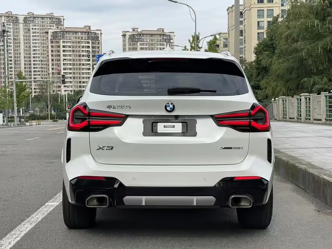 2023 BMW X3 xDrive25i M Sport Package — миниатюра 8