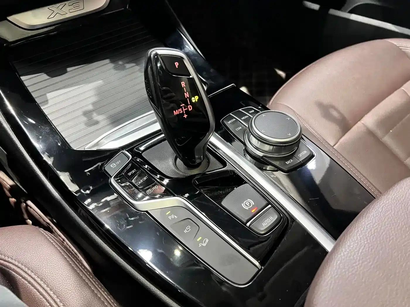 BMW X3 2020 xDrive25i M Sport Package — миниатюра 9